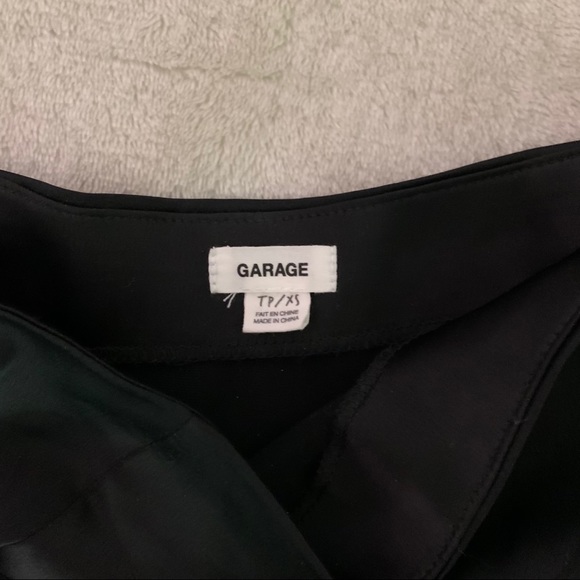 Garage black satin mini skirt - Picture 3 of 4